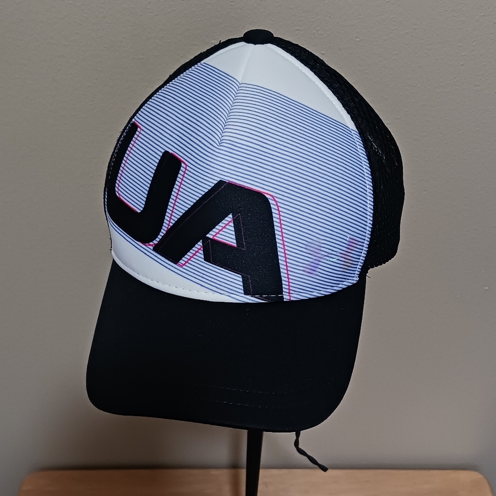 Under Armour Trucker Hat Youth Cap Black White Pink Holagram Logo Velcro Strap - Picture 9 of 9